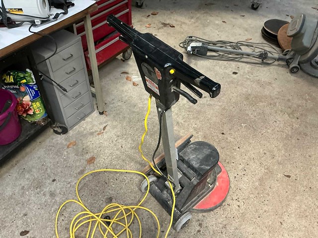 Numatic nmd 1000s eenschijfsmachine - afbeelding 3 van  7