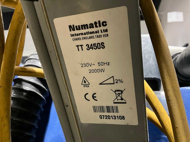 Numatic tt 3450s vloerreiniger - afbeelding 8 van  10