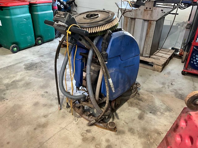 Numatic ttb3450/100s vloerreiniger - afbeelding 3 van  9