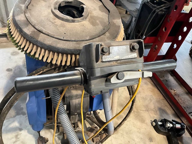 Numatic ttb3450/100s vloerreiniger - afbeelding 6 van  9