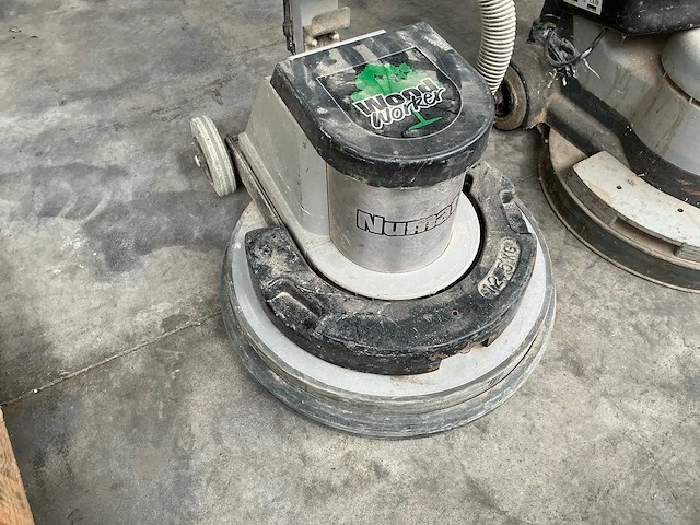 Numatic vloerschuurmachine / boenmachine (3x) - afbeelding 4 van  11