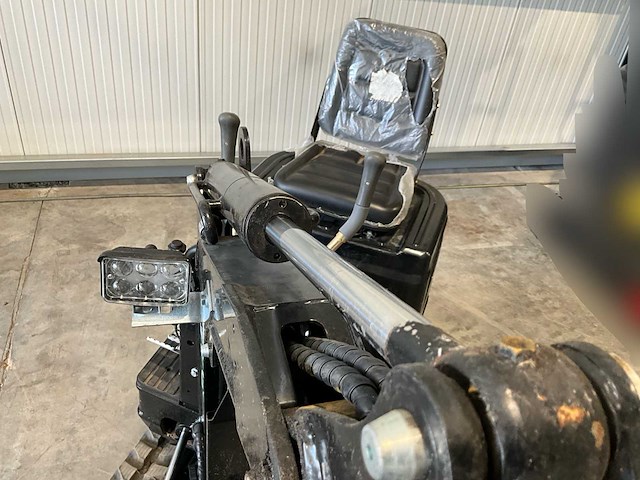Nuoman - 0.6t - minigraafmachine side-swing - afbeelding 6 van  16