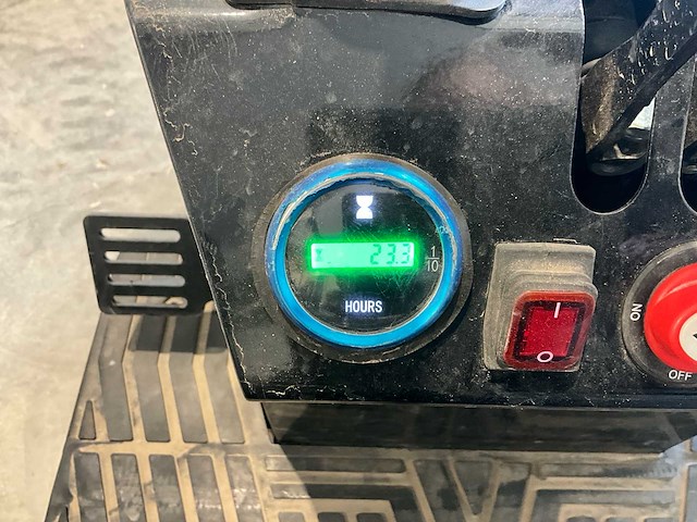 Nuoman 1.2t minigraafmachine slecht 23h! - afbeelding 10 van  11