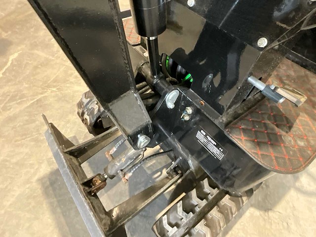 Nuoman 1.2t minigraafmachine slecht 28h! - afbeelding 7 van  17