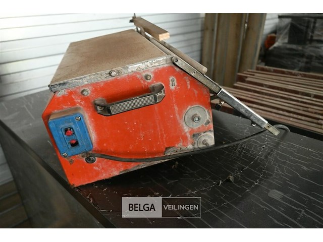 Nuova battipav zaagmachine - afbeelding 7 van  7