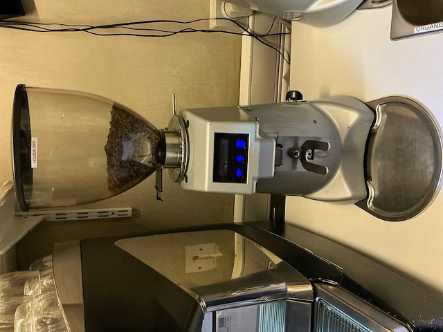 Nuova simonelli aurelia ii met fiorenzato f64/e koffiemolen koffie- & espressomachines - afbeelding 6 van  10