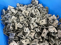 Nvent 5.59 kg houders voor kabelbinders met flensklem - afbeelding 3 van  7