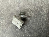 Nvent 5.59 kg houders voor kabelbinders met flensklem - afbeelding 6 van  7