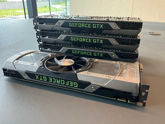 Nvidia gtx 690 grafische kaart (4x) - afbeelding 1 van  5