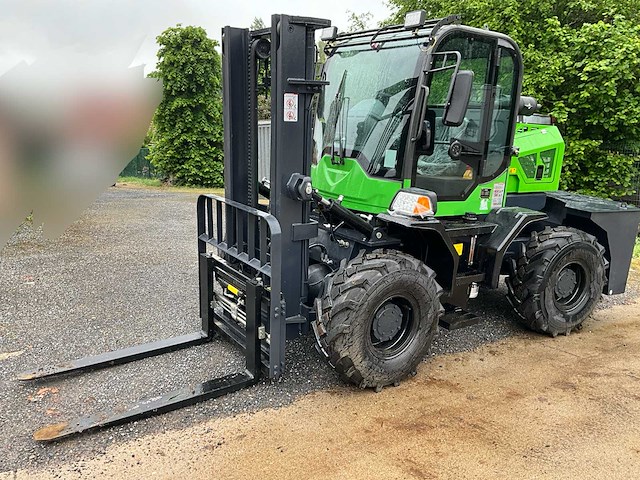 Nycheki y25-42 - 4x4 terrein heftruck - ongebruikt - afbeelding 1 van  37