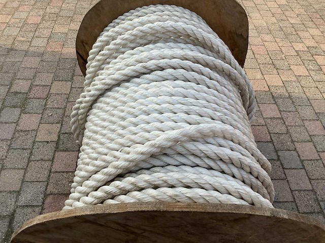 Nylon kabel - afbeelding 3 van  3