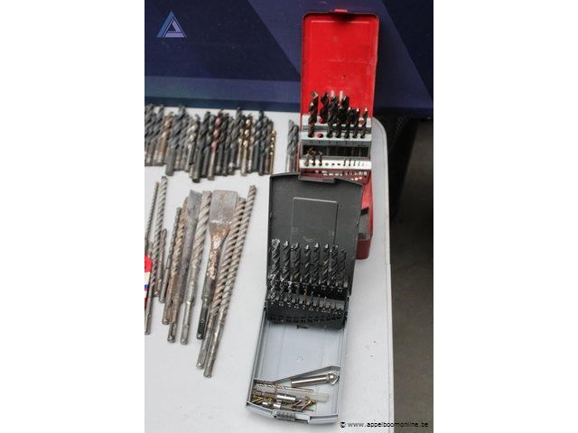 O.a. set boren - diverse maten beitels - diverse maten boorcassette - diverse maten - afbeelding 3 van  3