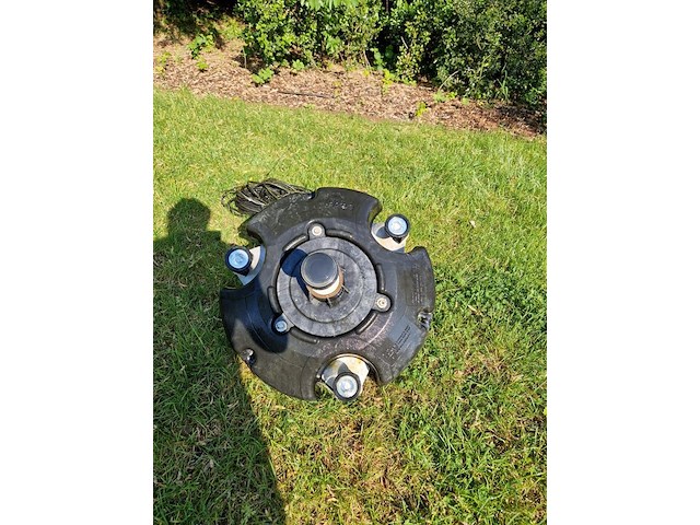 Oase pondjet eco premium met verlichting - afbeelding 1 van  7