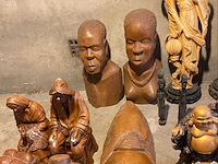 Object - set beelden en decoratieve objecten – hout, hars, steen en metaal - afbeelding 3 van  7