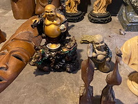 Object - set beelden en decoratieve objecten – hout, hars, steen en metaal - afbeelding 4 van  7