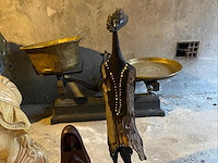 Object - set beelden en decoratieve objecten – hout, hars, steen en metaal - afbeelding 5 van  7