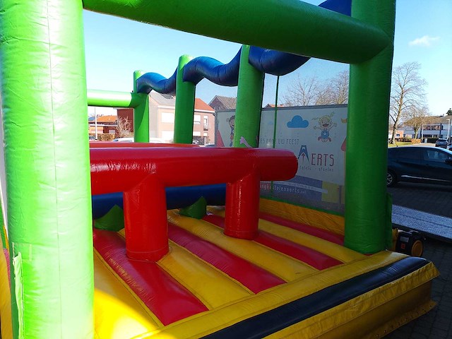 Obstacle course & bouncy castle - afbeelding 3 van  4