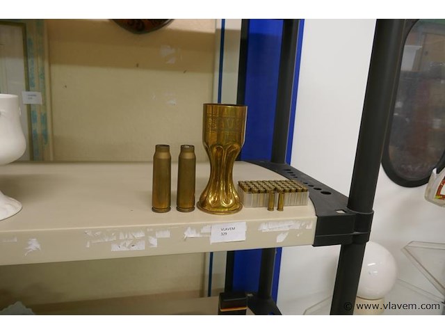 Obussen - afbeelding 1 van  1