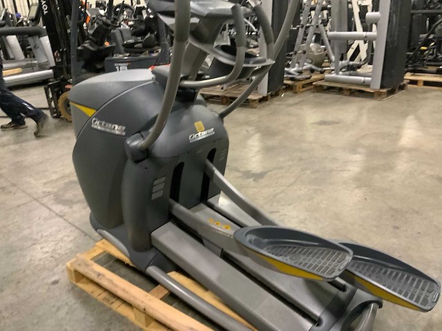 Ocatane pro4700 elliptical crosstrainer - afbeelding 5 van  5
