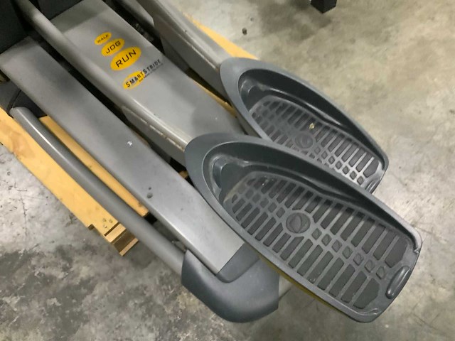 Ocatane pro4700 elliptical crosstrainer - afbeelding 2 van  5