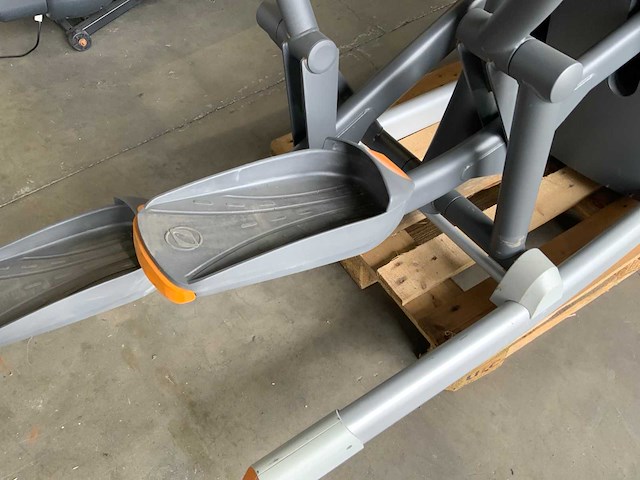 Ocatane xt one elliptical crosstrainer - afbeelding 2 van  4