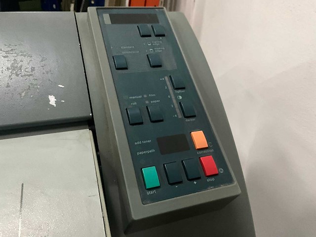 Oce 7055 digitale kleurenprinter/plotter - afbeelding 7 van  15