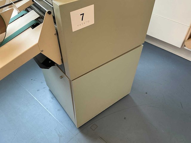 Océ 80 manuele plooi- en nietmachine - afbeelding 5 van  7