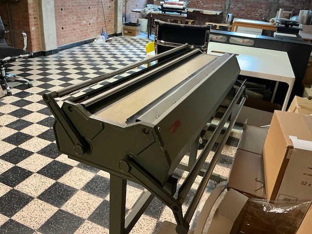 Océ 931 snijmachine - afbeelding 2 van  4