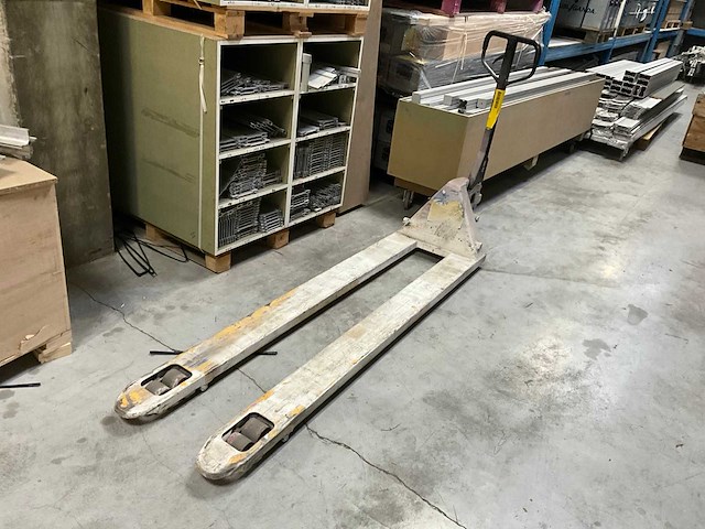 Octanorm maxima standenbouw grote partij aluminium systeem - afbeelding 18 van  27