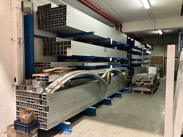 Octanorm maxima standenbouw grote partij aluminium systeem - afbeelding 12 van  27