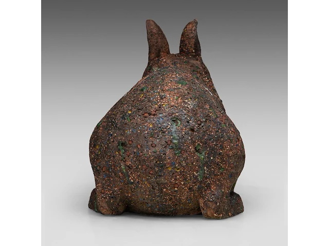 Odile kinart (1945), three rabbits, terracotta smallest: 32 x 40 cm. (12.59 x 15 3/4 in.), tallest: 47 x 55 cm. (18 1/2 x 21.64 in.) - afbeelding 3 van  19