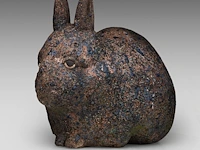 Odile kinart (1945), three rabbits, terracotta smallest: 32 x 40 cm. (12.59 x 15 3/4 in.), tallest: 47 x 55 cm. (18 1/2 x 21.64 in.) - afbeelding 6 van  19
