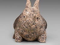 Odile kinart (1945), three rabbits, terracotta smallest: 32 x 40 cm. (12.59 x 15 3/4 in.), tallest: 47 x 55 cm. (18 1/2 x 21.64 in.) - afbeelding 13 van  19