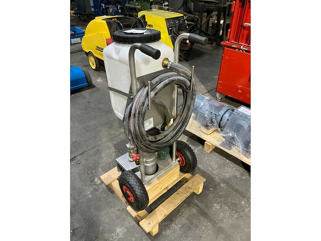 Oeg mobiel solar spoelstation - afbeelding 3 van  5