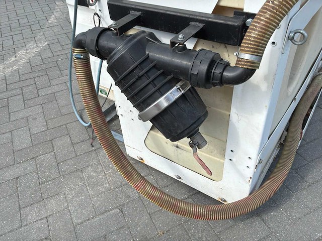 Oeliatec houat onkruidbestrijdingsmachine - afbeelding 8 van  16