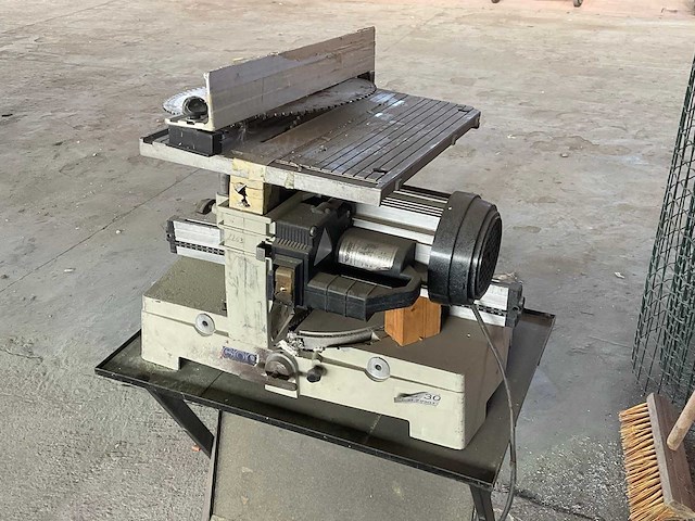 Oemme afkortzaag - afbeelding 1 van  2