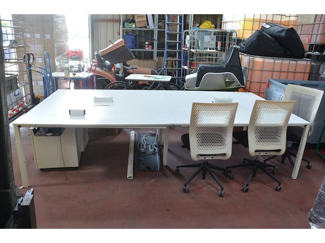 Office bench 4 personen 320x160 cm, 2 rol ladeblokken, 3 bureelstoelen met stoffen zit en pvc rug (54,57,58) - afbeelding 1 van  10