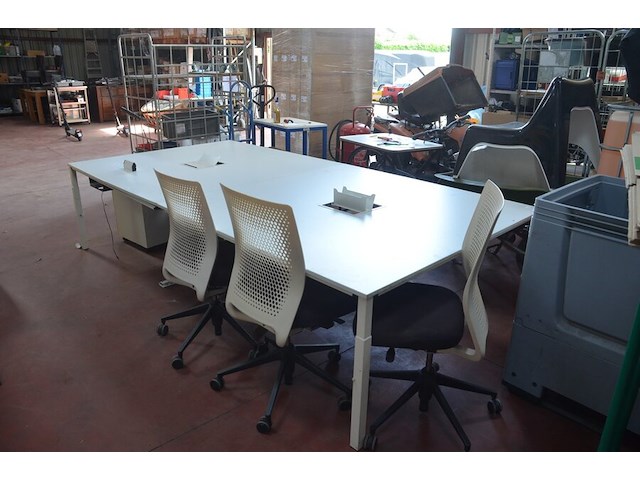 Office bench 4 personen 320x160 cm, 2 rol ladeblokken, 3 bureelstoelen met stoffen zit en pvc rug (54,57,58) - afbeelding 3 van  10