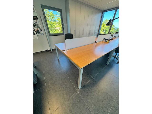 Office desk - afbeelding 1 van  2