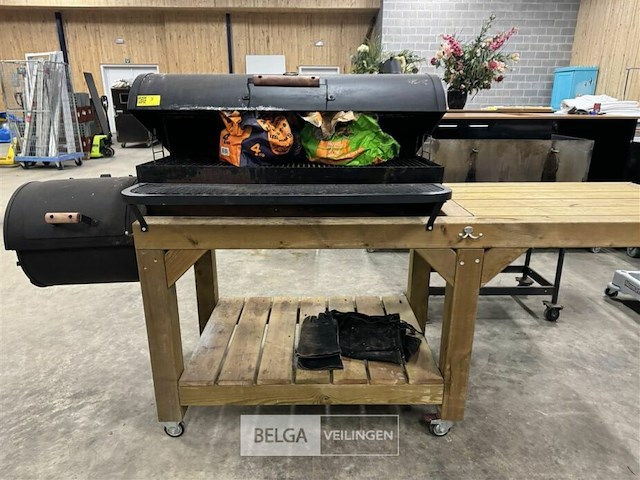 Offset smoker - afbeelding 4 van  10