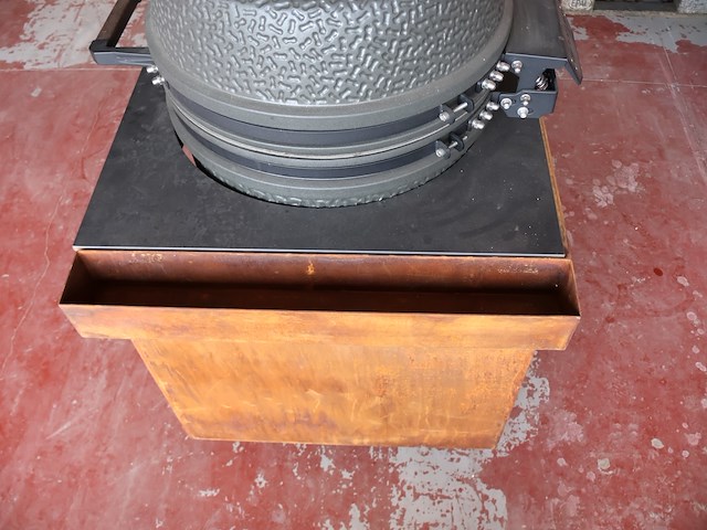 Ofyr kamado table corten 75 pro + bbq - afbeelding 4 van  13