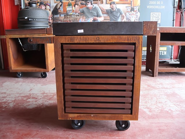 Ofyr mise en place table corten 65 pro - afbeelding 1 van  9