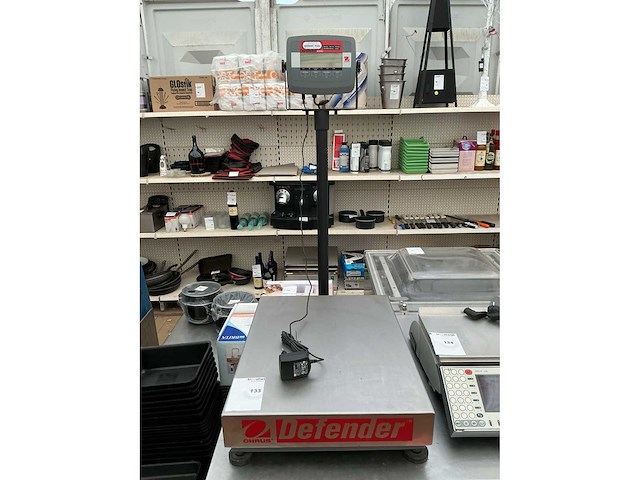 Ohaus defender 3000 d60bl vloer-plateau weegschaal - afbeelding 2 van  4