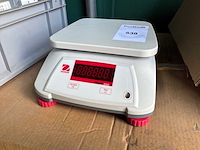 Ohaus valor 2000w intelligente weegsysteem - afbeelding 1 van  5