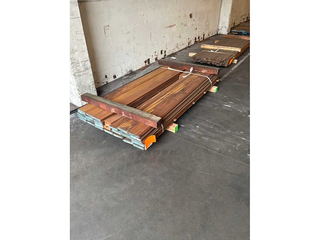 Okan 26x130 hardhout - afbeelding 1 van  4
