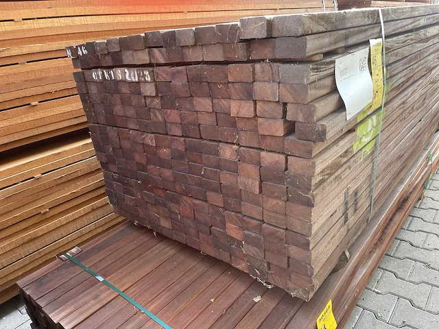 Okan hardhouten regels geschaafd 3050x70x40mm (100x) - afbeelding 2 van  3