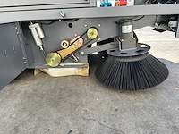 Okg - 2025 - dy-1400p - zelfrijdende veegmachine - afbeelding 13 van  22