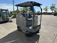 Okg - 2025 - dy-1400p - zelfrijdende veegmachine - afbeelding 12 van  16