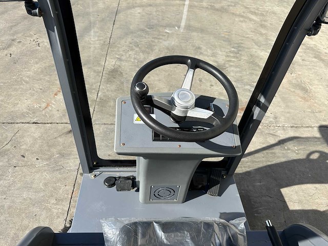 Okg - 2025 - dy-1400p - zelfrijdende veegmachine - afbeelding 16 van  16