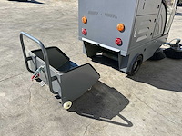Okg - 2025 - dy2000 - straatveegmachine - afbeelding 10 van  36